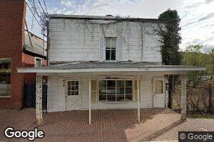 403 Mill St, Occoquan, VA 22125