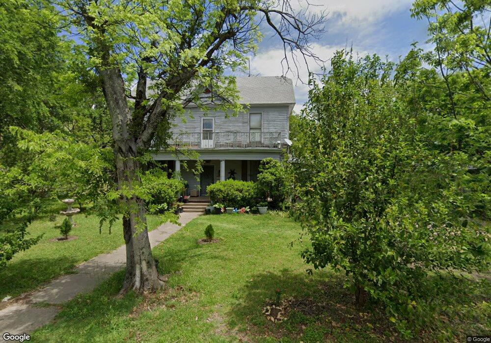 708 N Gaines St, Ennis, TX 75119 - photo 1