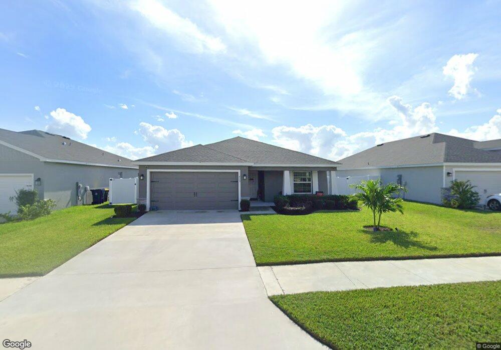 713 Daphne Dr, Polk City, FL 33868 - photo 1