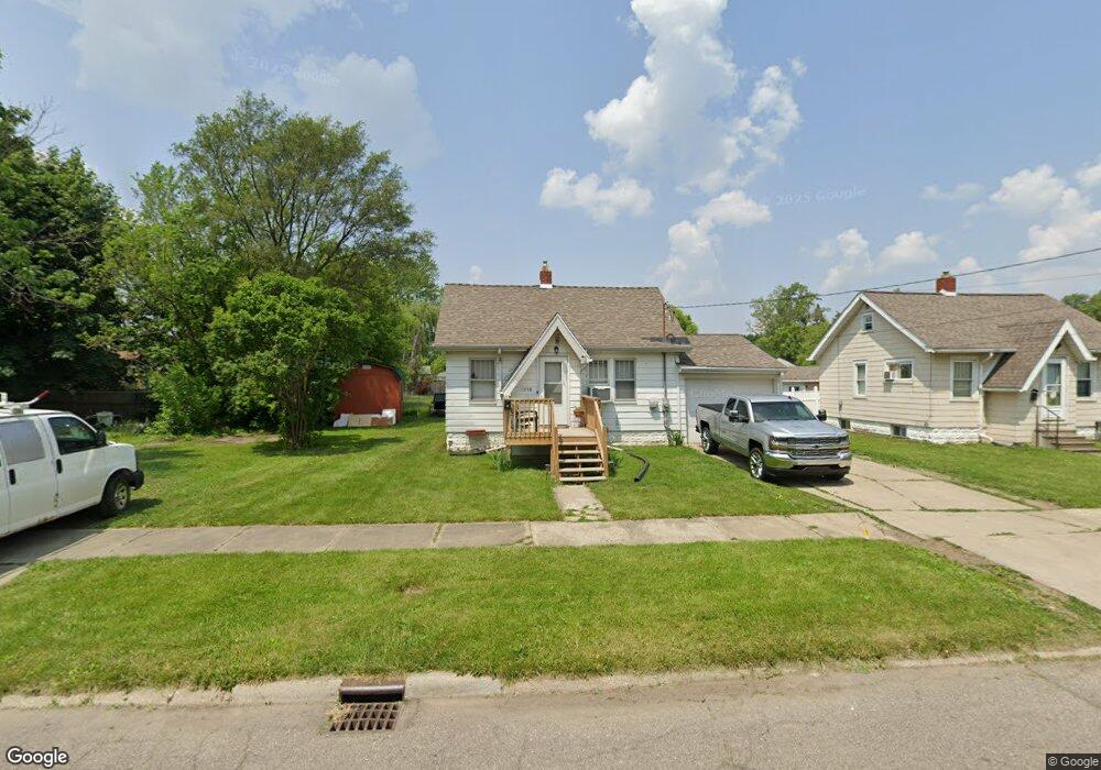 1058 Tacken St, Flint, MI 48532 - photo 1