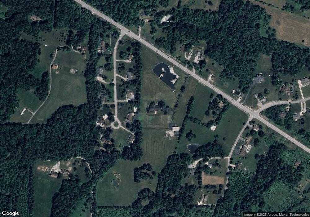 5815 Old Vincennes Rd, Floyds Knobs, IN 47119 - photo 1