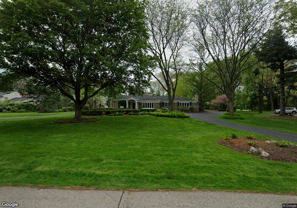 5245 Wayfind Ln, Bloomfield Hills, MI 48302 - photo 1