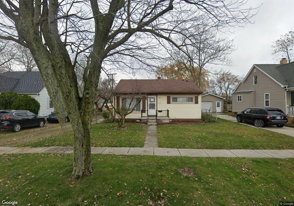 1811 Minnie St, Port Huron, MI 48060 - photo 1