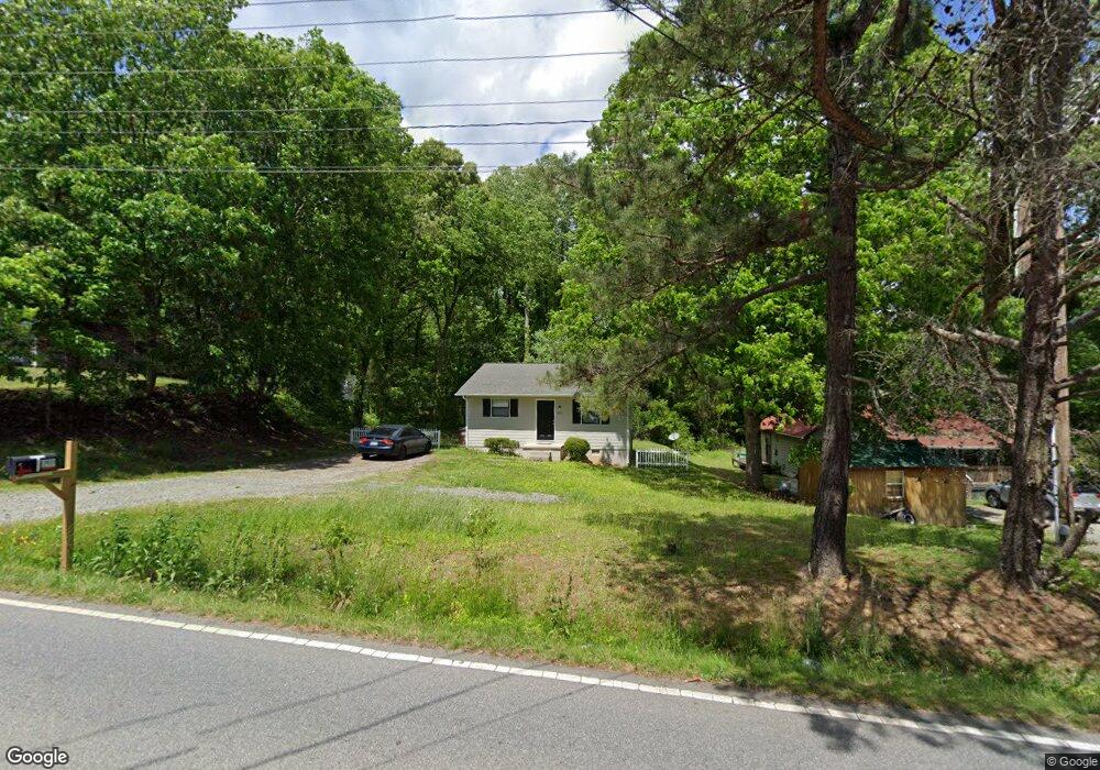 2911 Triangle Lake Rd, High Point, NC 27260 - photo 1