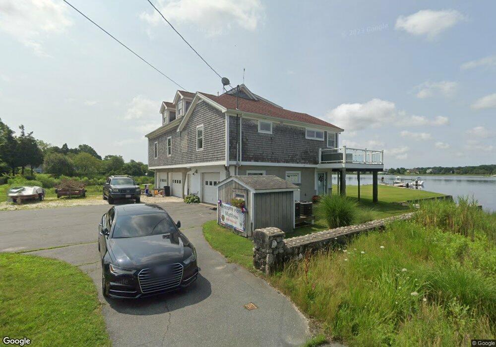 3 Highland St, South Dartmouth, MA 02748 - photo 1