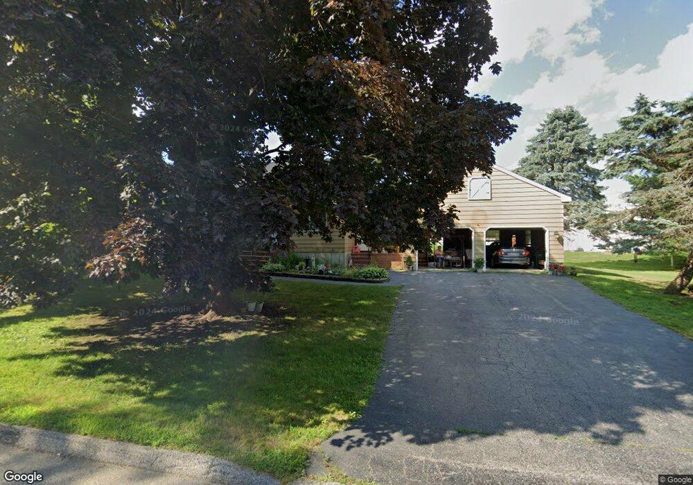 2 Burleigh Cir, Biddeford, ME 04005 - photo 1