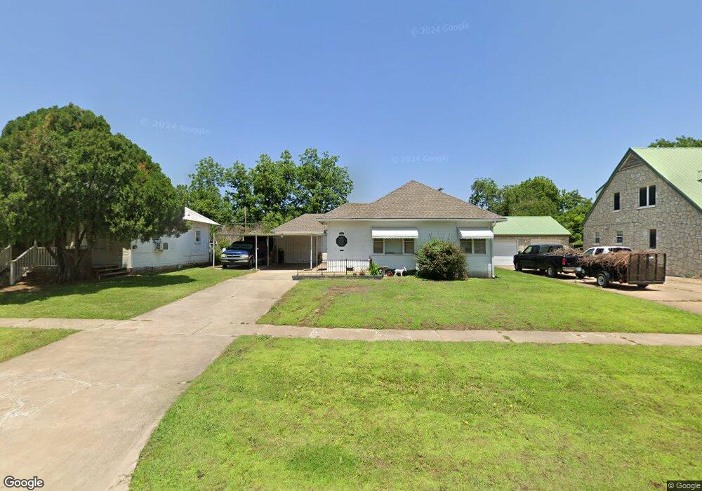 1138 E Broadway St, Cushing, OK 74023 - photo 1