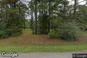 696 Bear Creek Rd, Moreland, GA 30259