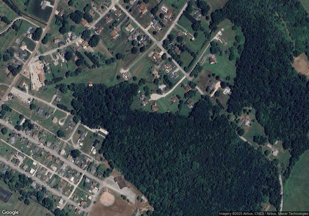 114 Crabapple Ln unit 1, Latrobe, PA 15650 - photo 1