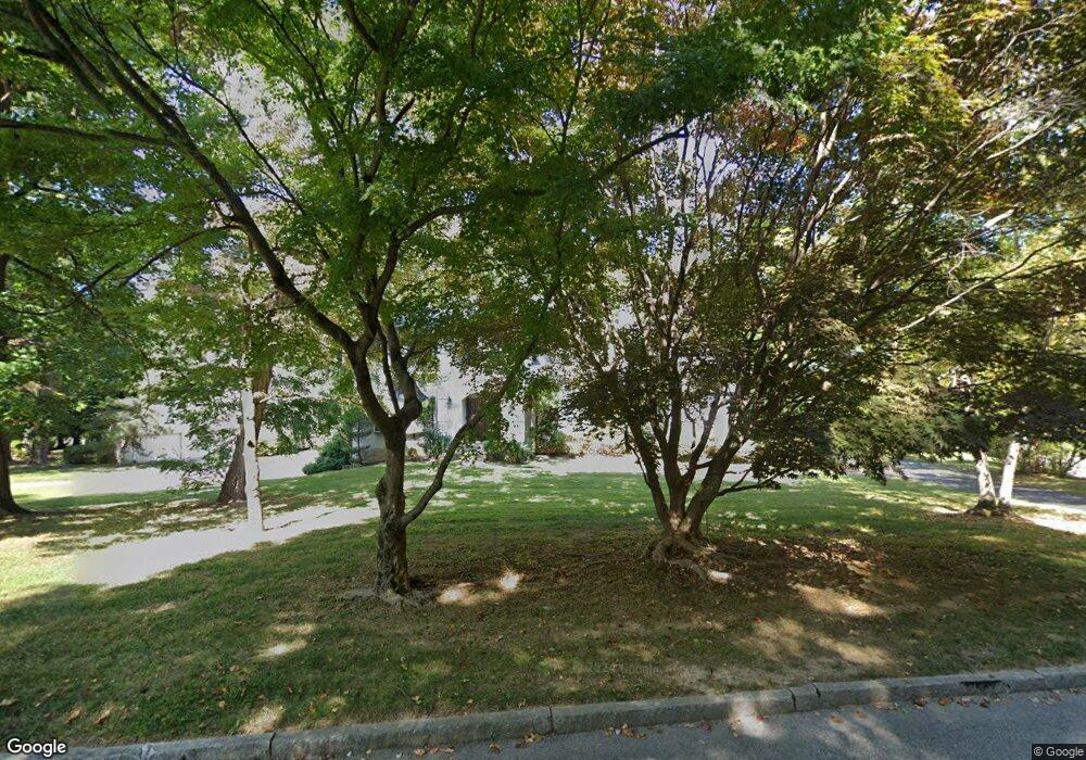 6 Foxwood Cir, Bryn Mawr, PA 19010 - photo 1