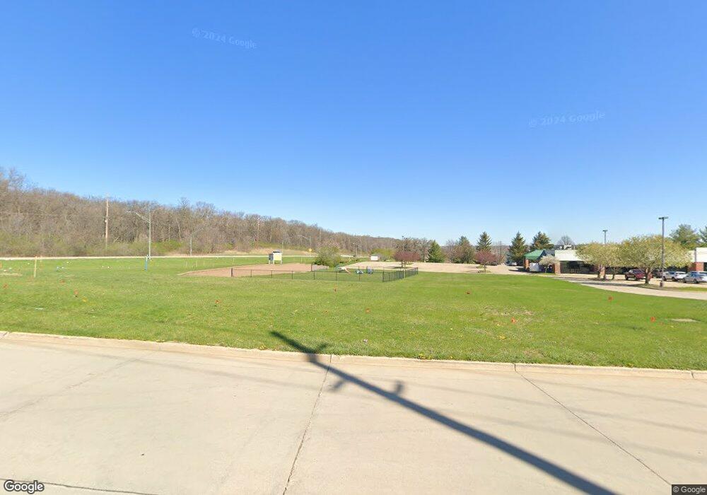 6201 Thornton Ave, Des Moines, IA 50321 - photo 1