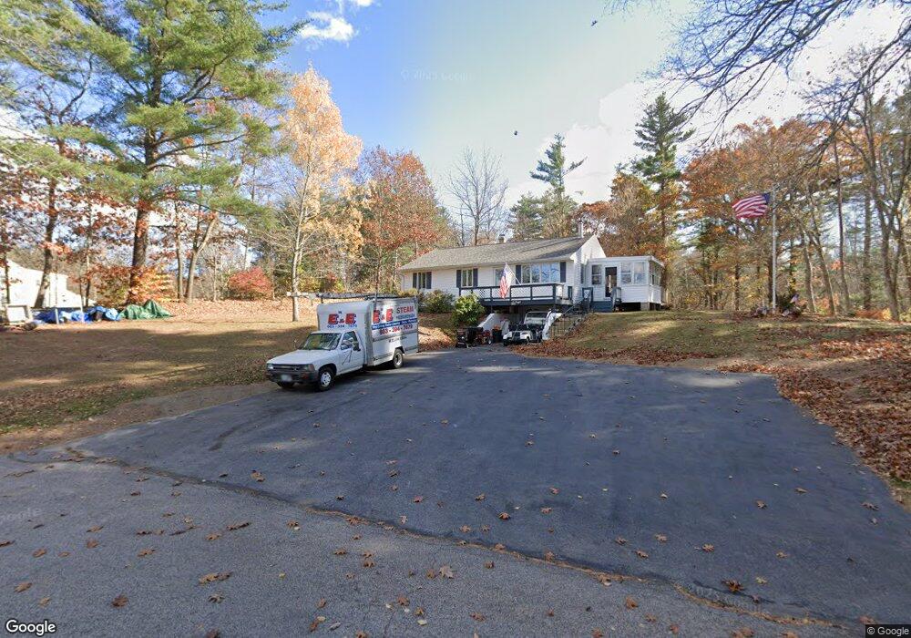 135 Hilldale Ave, South Hampton, NH 03827 - photo 1