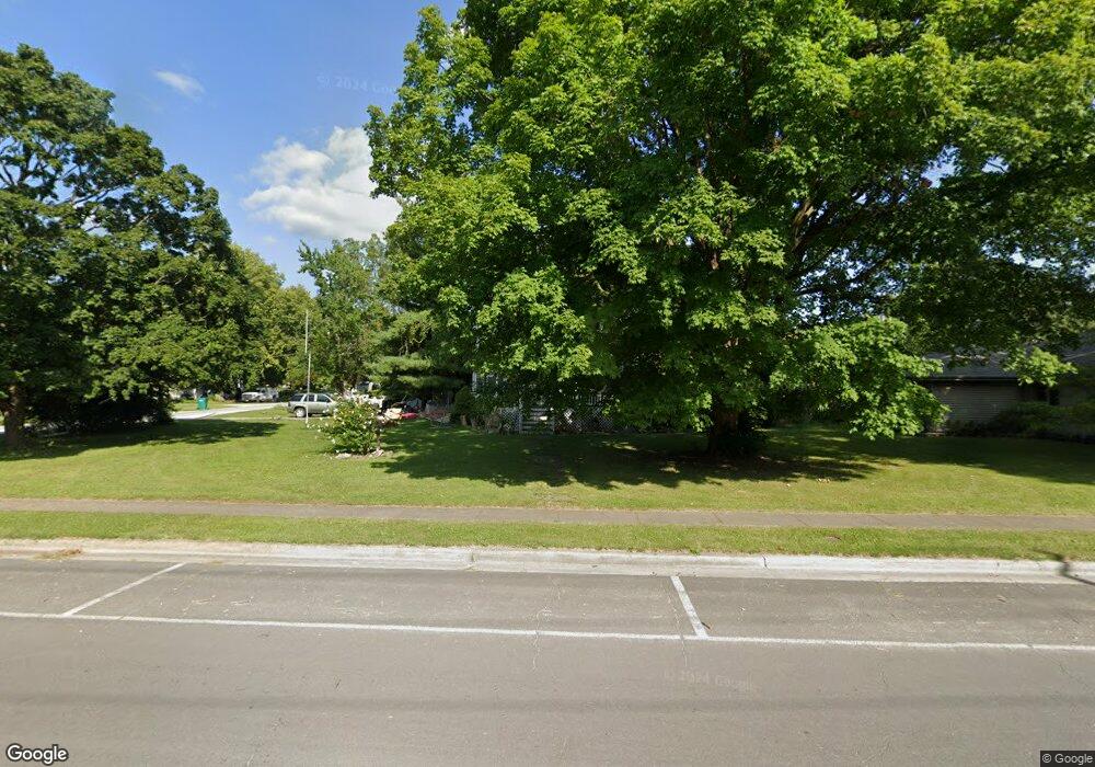 509 N Parke St, Tuscola, IL 61953 - photo 1