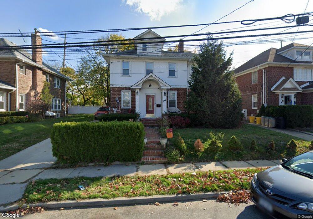 781 Hampton Rd, Woodmere, NY 11598 - photo 1