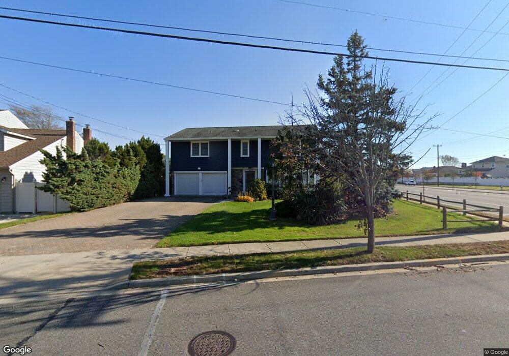 170 Greenway Rd, Lido Beach, NY 11561 - photo 1