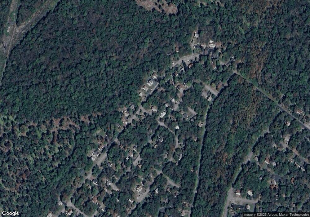 8889 Chipmunk Ln, Tobyhanna, PA 18466 - photo 1