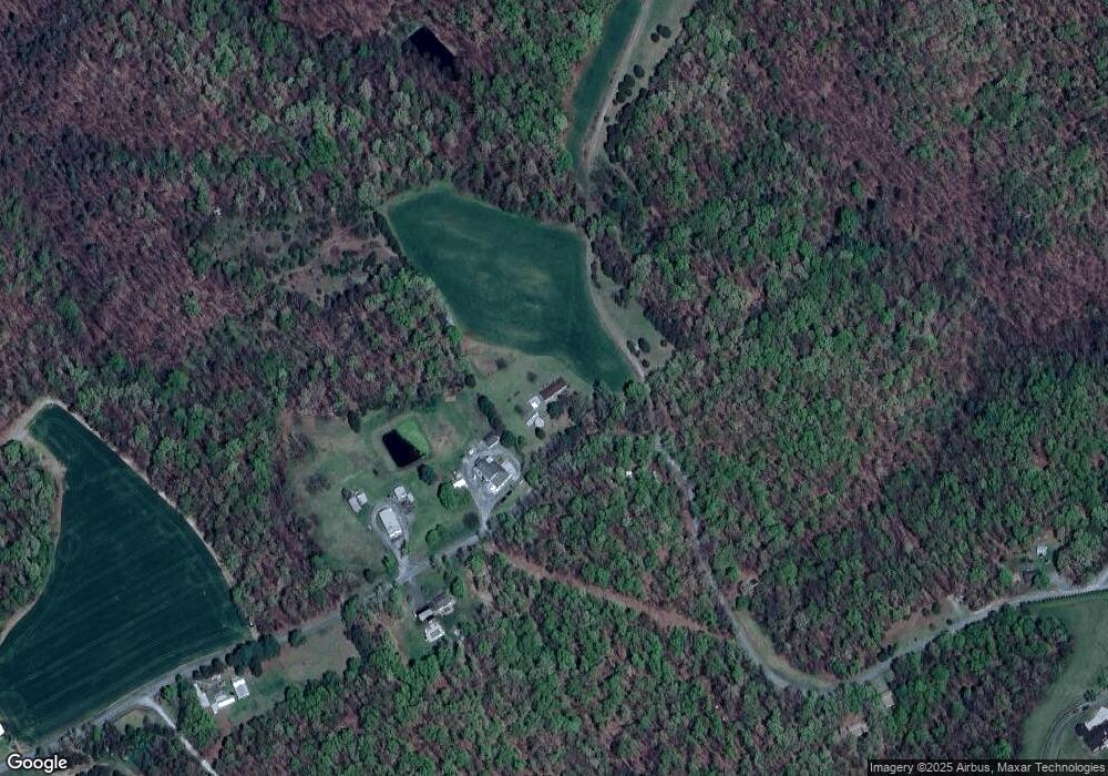 3219 Riverview Dr, Toms Brook, VA 22660 - photo 1