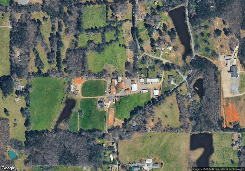 800 School House Rd NE, Calhoun, GA 30701 - photo 1