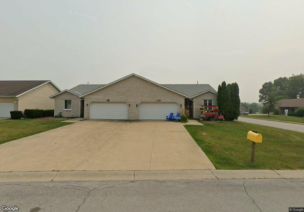 110 Lynn Dee Ct, New Carlisle, IN 46552 - photo 1