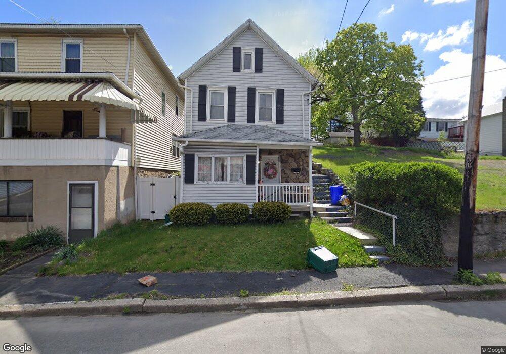 139 Main St, Dupont, PA 18641 - photo 1