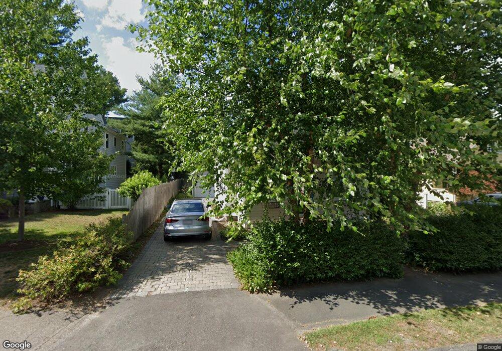 31 Thomas Rd, Wellesley, MA 02482 - photo 1