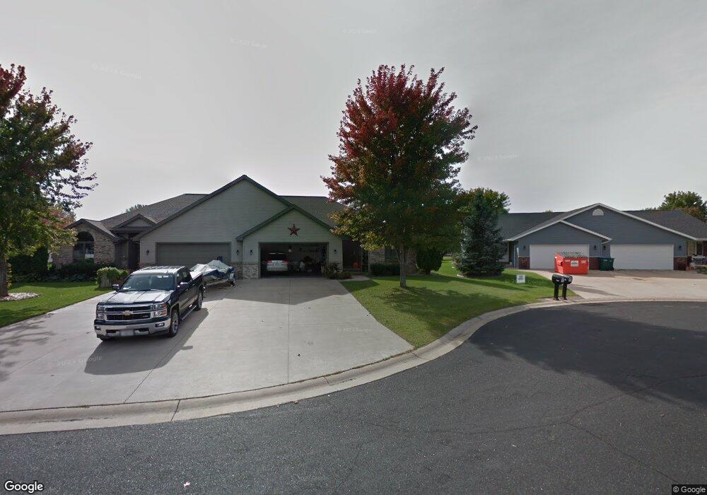 1743 W Greenlawn Ln, Appleton, WI 54914 - photo 1