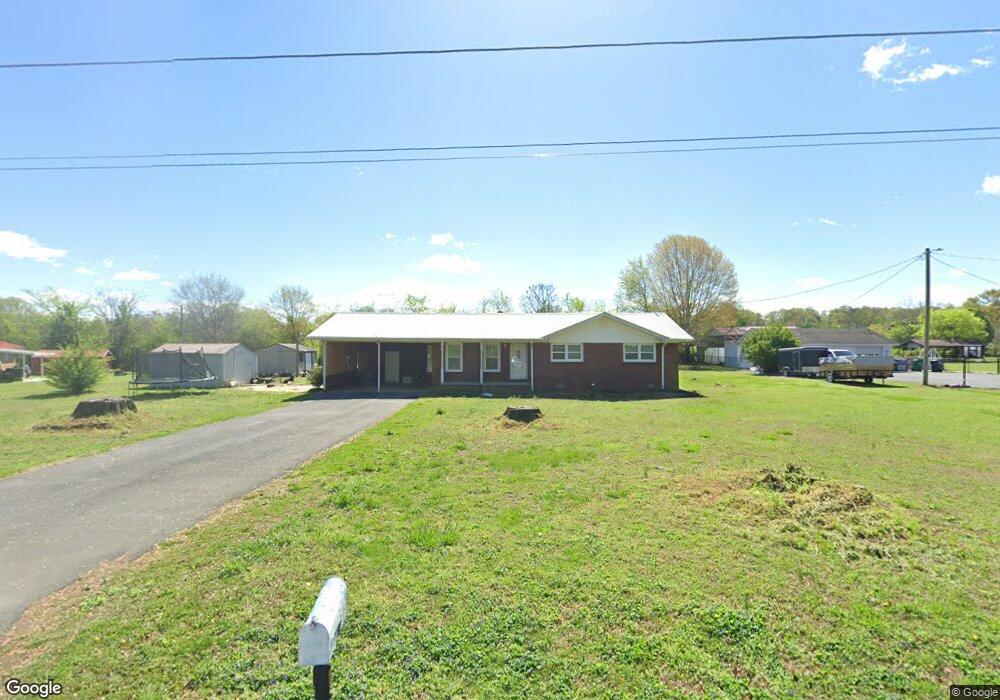 139 Holcombe Rd SW, Calhoun, GA 30701 - photo 1