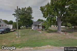 303 S Park St, Sheffield, IL 61361