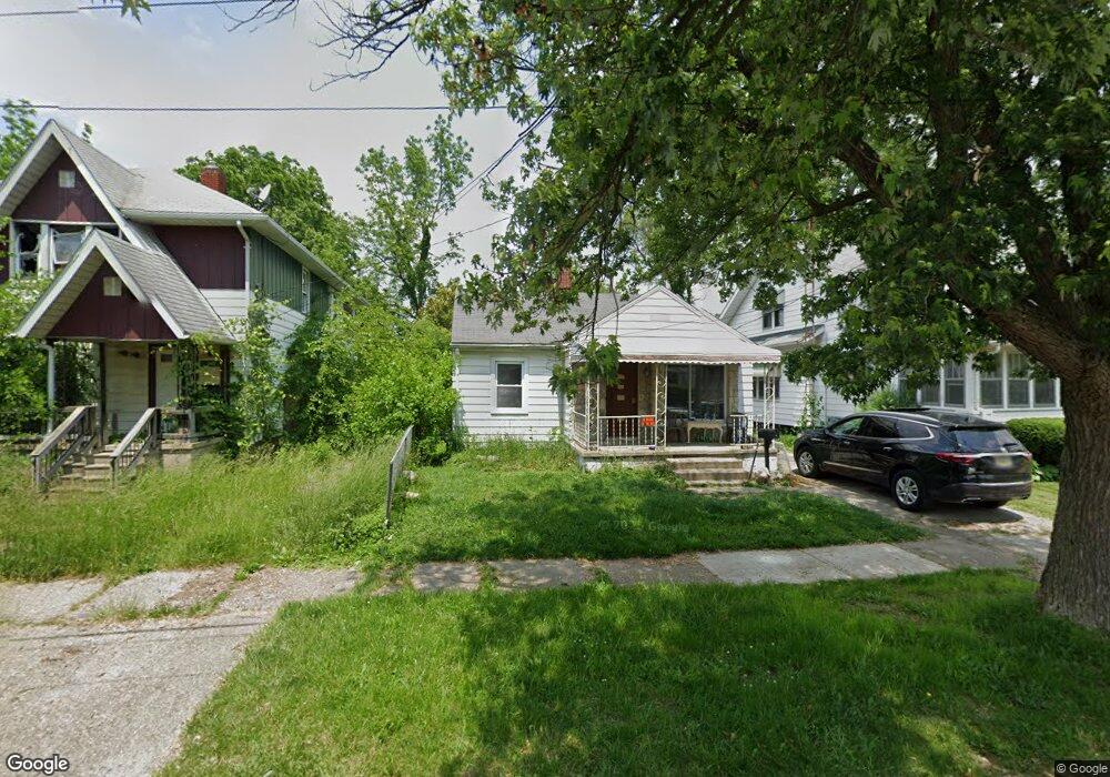 2222 Swayze St, Flint, MI 48503 - photo 1