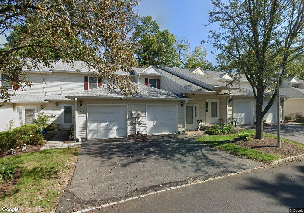 15-2 Dara Dr unit 14, East Hanover, NJ 07936 - photo 1