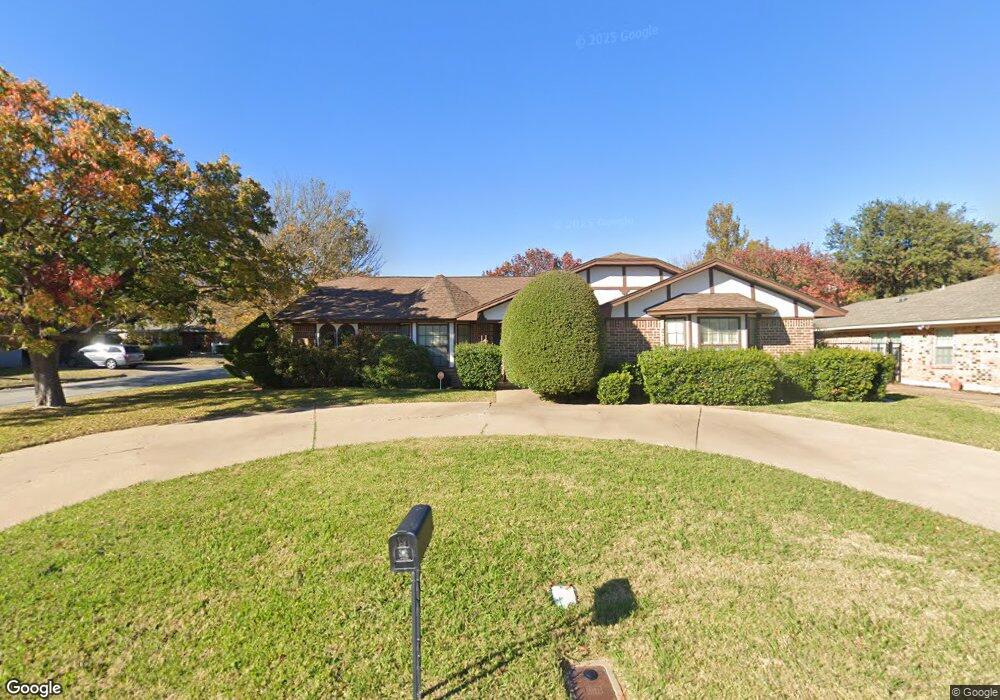 4524 Cinnamon Hill Dr, Fort Worth, TX 76133 - photo 1