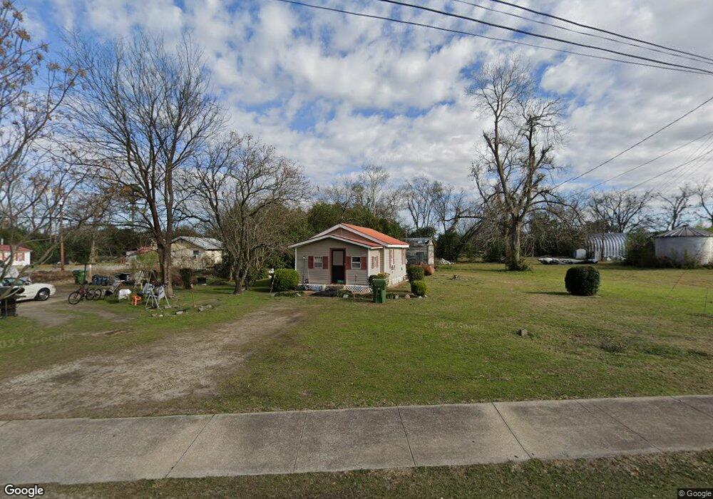 203 N Henderson Ave, Donalsonville, GA 39845 - photo 1