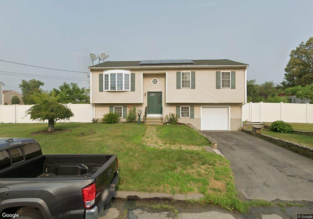 30 Roosevelt St, Fall River, MA 02724 - photo 1