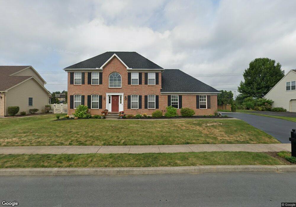 2590 Augusta Dr, Whitehall, PA 18052 - photo 1