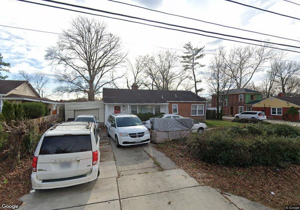 2213 Metzerott Rd, Adelphi, MD 20783 - photo 1