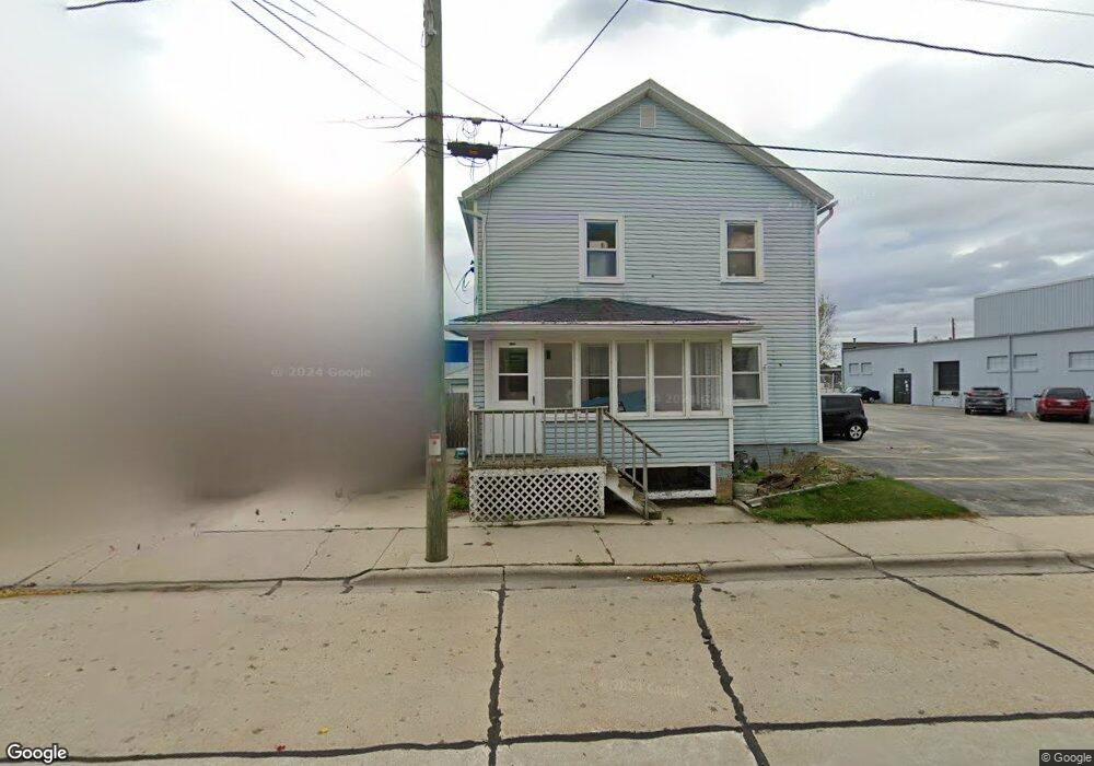 1609 17th St, Two Rivers, WI 54241 - photo 1