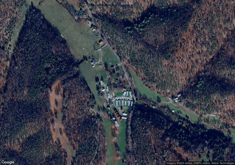 1810 Elkhorn Rd, Petersburg, WV 26847 - photo 1