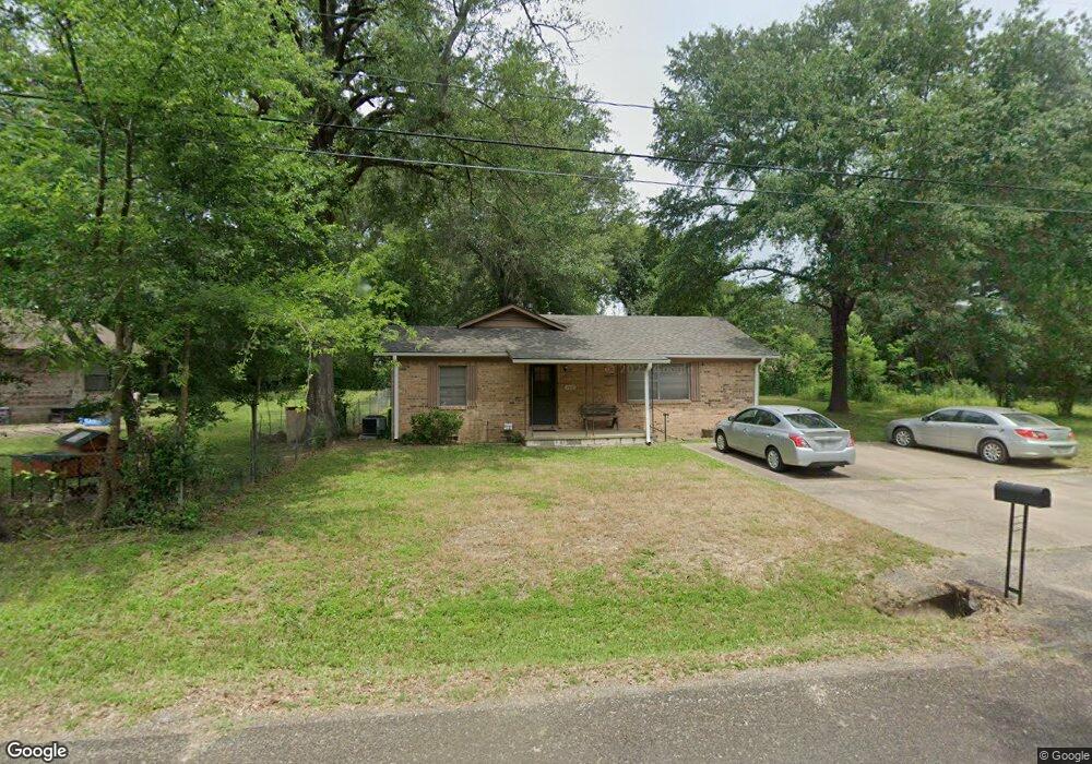 2009 Leona St, Longview, TX 75601 - photo 1