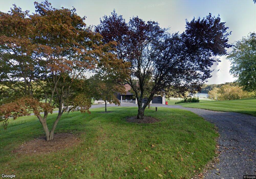 1185 Hoffman Rd, Martinsburg, WV 25404 - photo 1