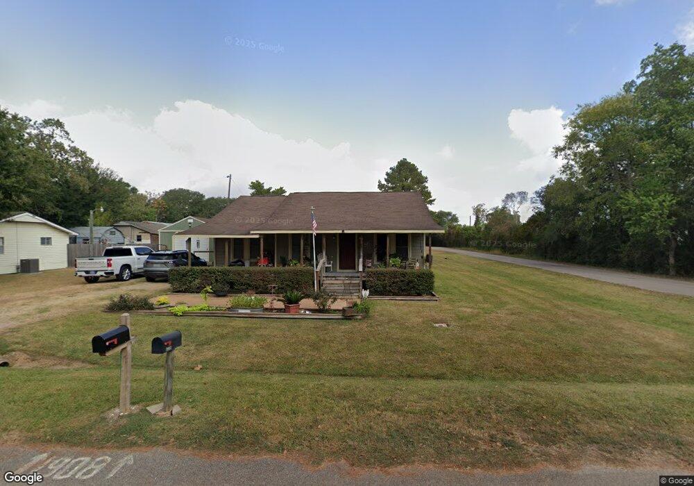 1908 Solomon St, Waller, TX 77484 - photo 1