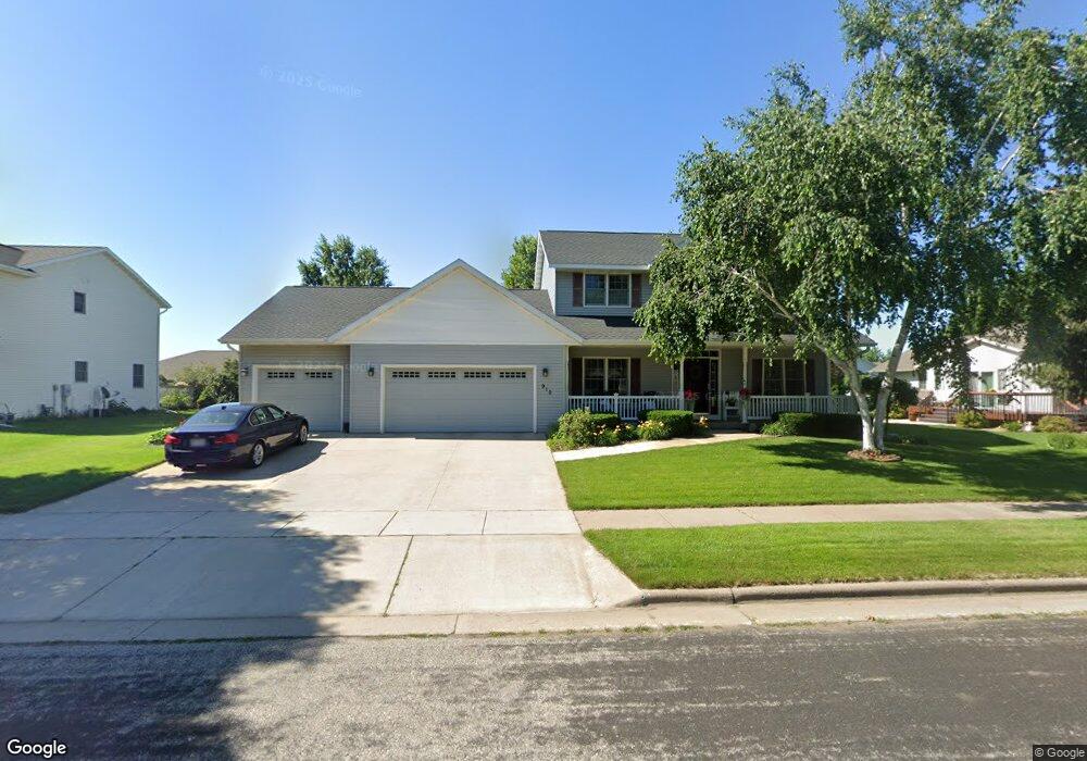 910 Deerfield St, Holmen, WI 54636 - photo 1