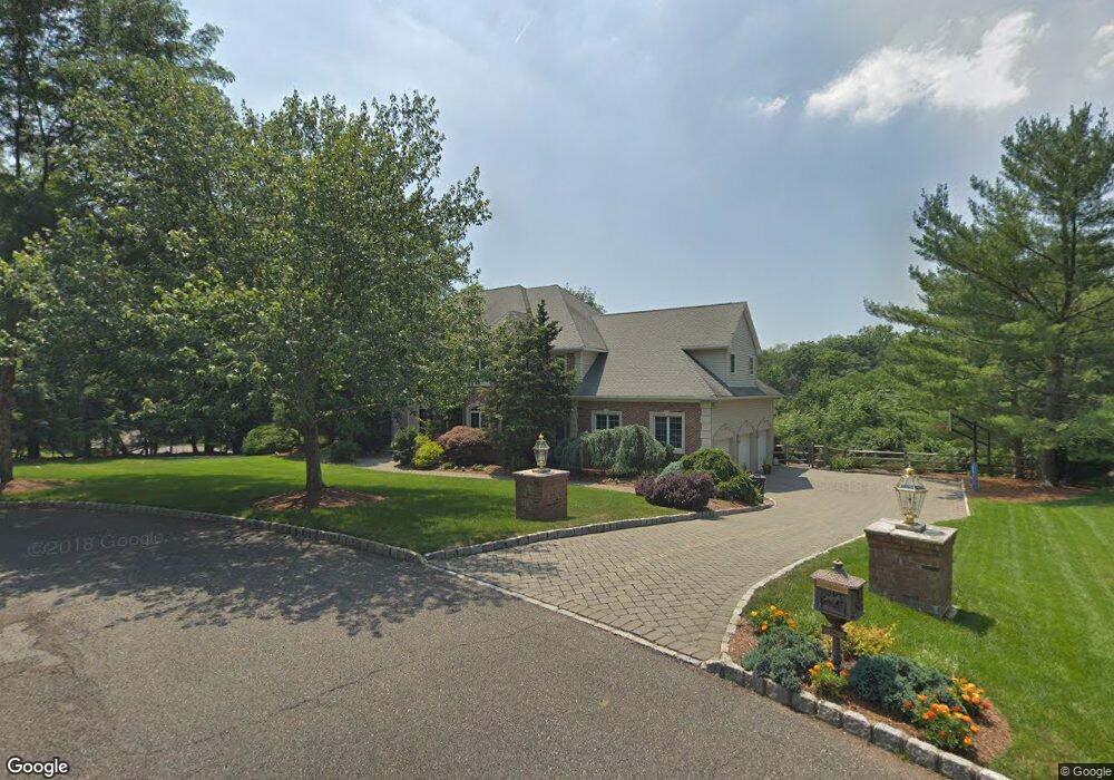 2 Strawberry Ln, Upper Saddle River, NJ 07458 - photo 1