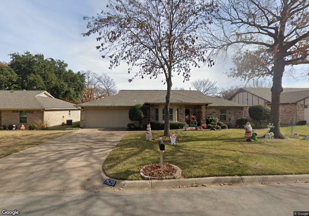 7620 Hunt Dr, North Richland Hills, TX 76182 - photo 1