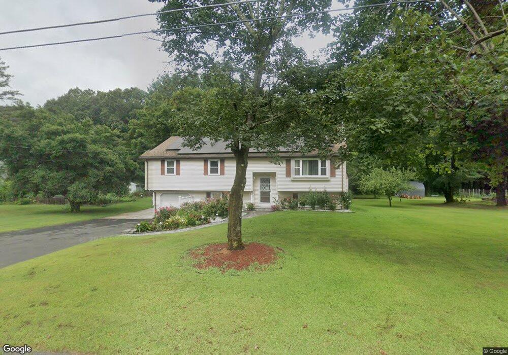 39 Hollow Brook Rd, Windsor, CT 06095 - photo 1