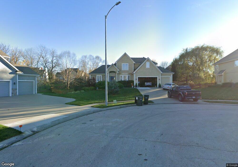 673 Everly Rd, Lansing, KS 66043 - photo 1