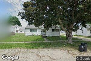 428 E 2nd St, Chadwick, IL 61014