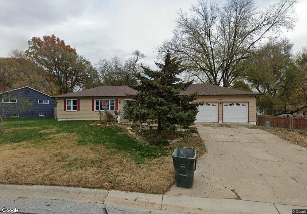 10903 W 56th Terrace, Shawnee, KS 66203 - photo 1
