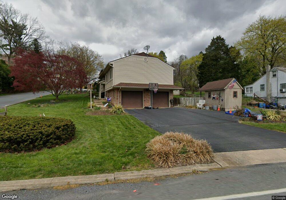 835 Leiszs Bridge Rd, Reading, PA 19605 - photo 1