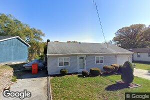 709 S Lakeview Dr, Lowell, IN 46356