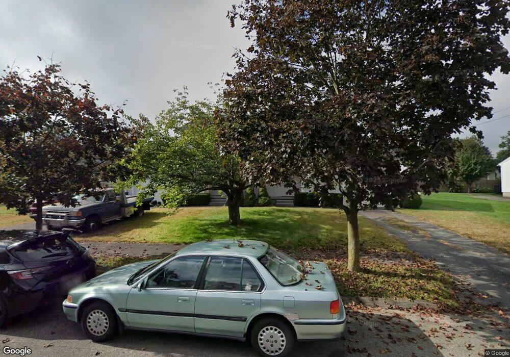 7 Sunflower Ln unit A, Westfield, MA 01085 - photo 1